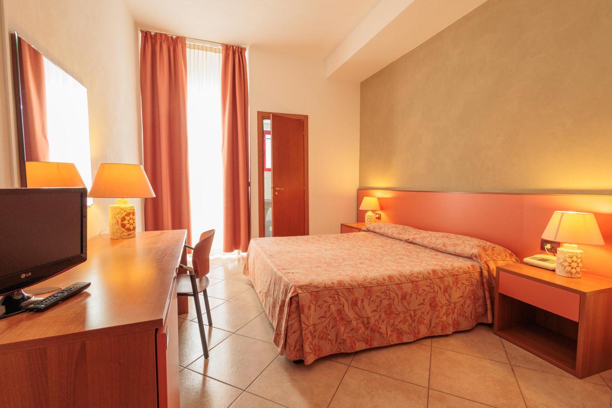 Poseidonia Mare Paestum